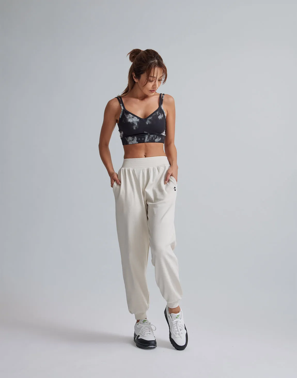 CRONOS WOMEN RELAXING JOGGER PANTS【WHITE】