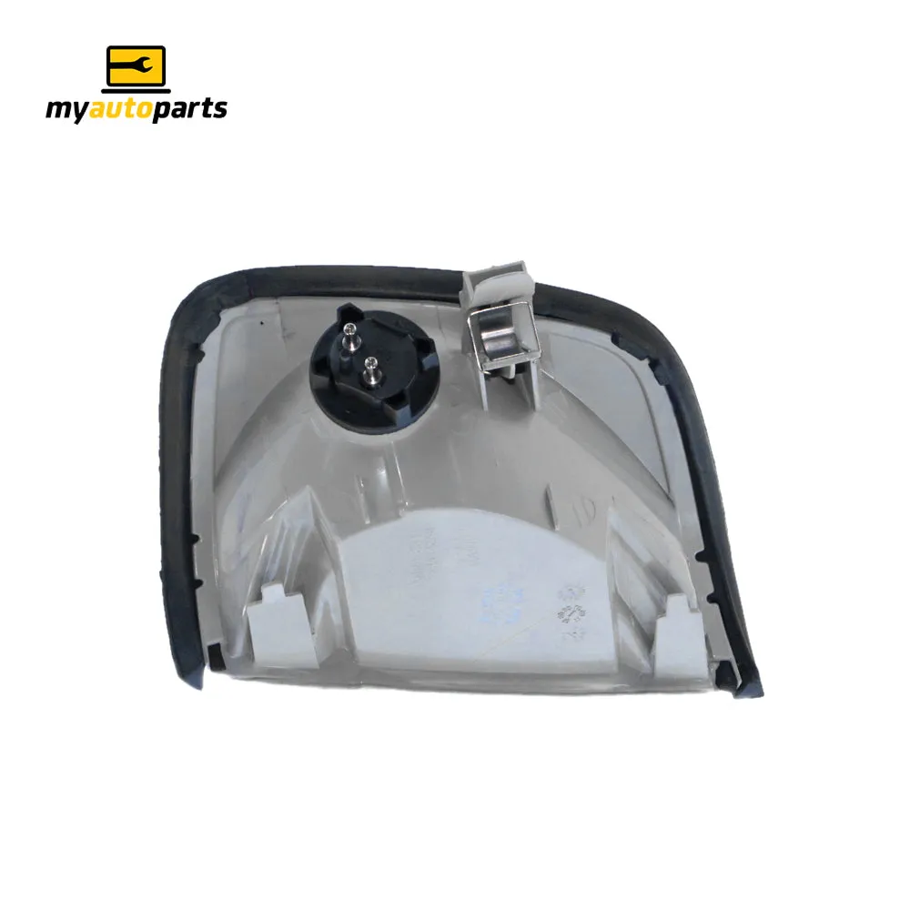 Front Park / Indicator Lamp Drivers Side Certified Suits Mercedes-Benz E Class W124 1986 to 1996