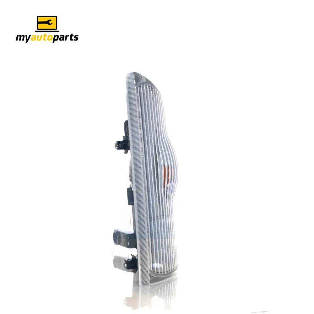 Front Park / Indicator Lamp Drivers Side Genuine suits Isuzu Truck N Series