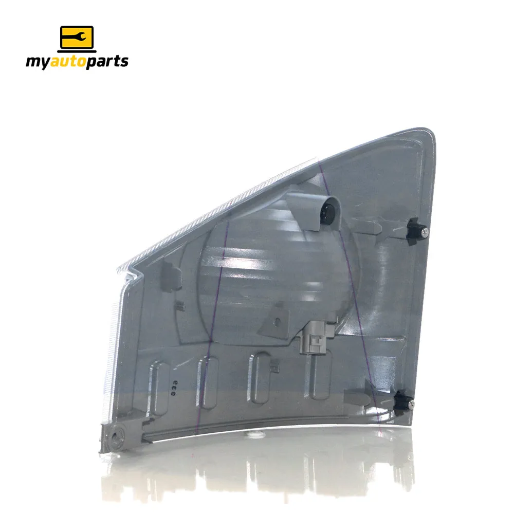 Front Park / Indicator Lamp Drivers Side Genuine suits Isuzu Truck N Series