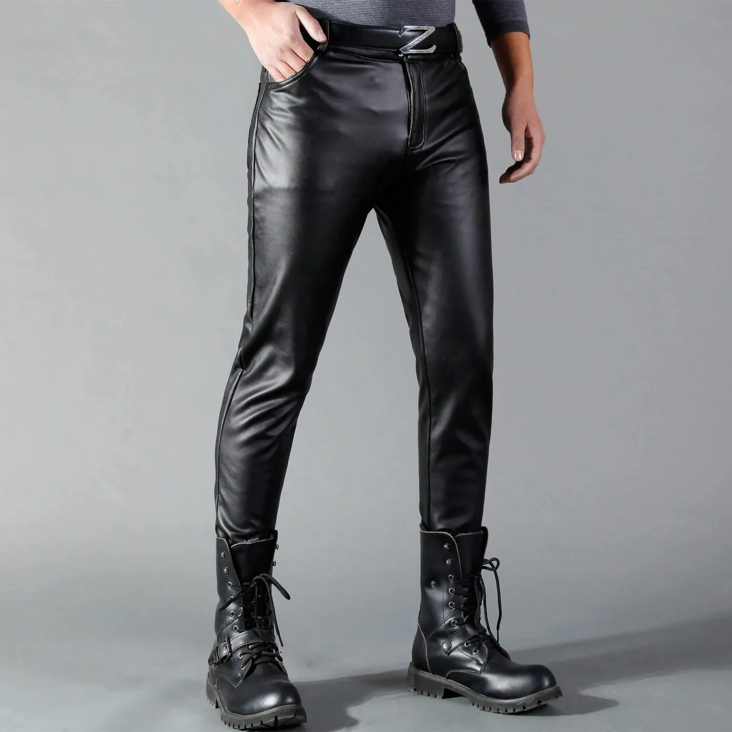 FusionFit Skinny Lederhosen