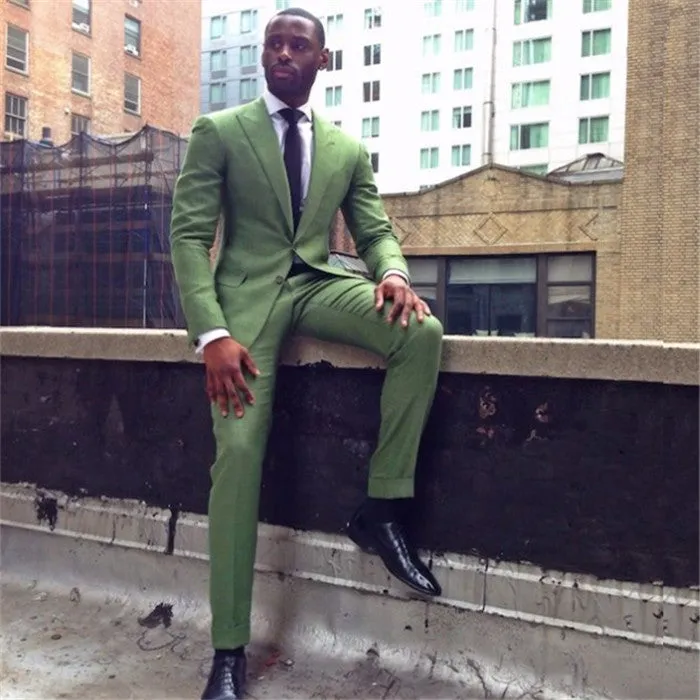 Green Slim Fit Bespoke Men Suit Peaked Lapel Two Pieces Prom Outfits