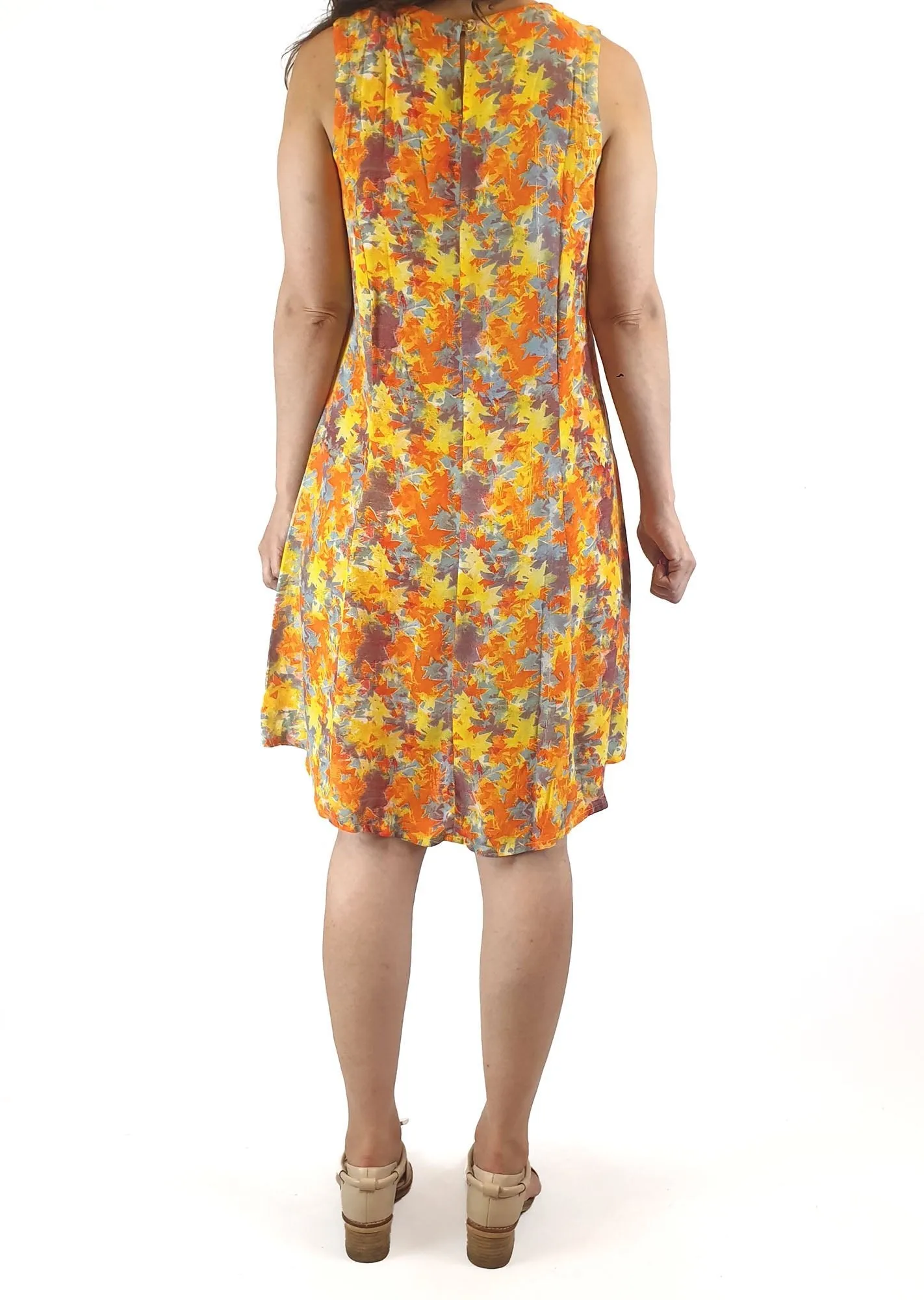 Leonard St sleeveless dress with autumnal print size 8