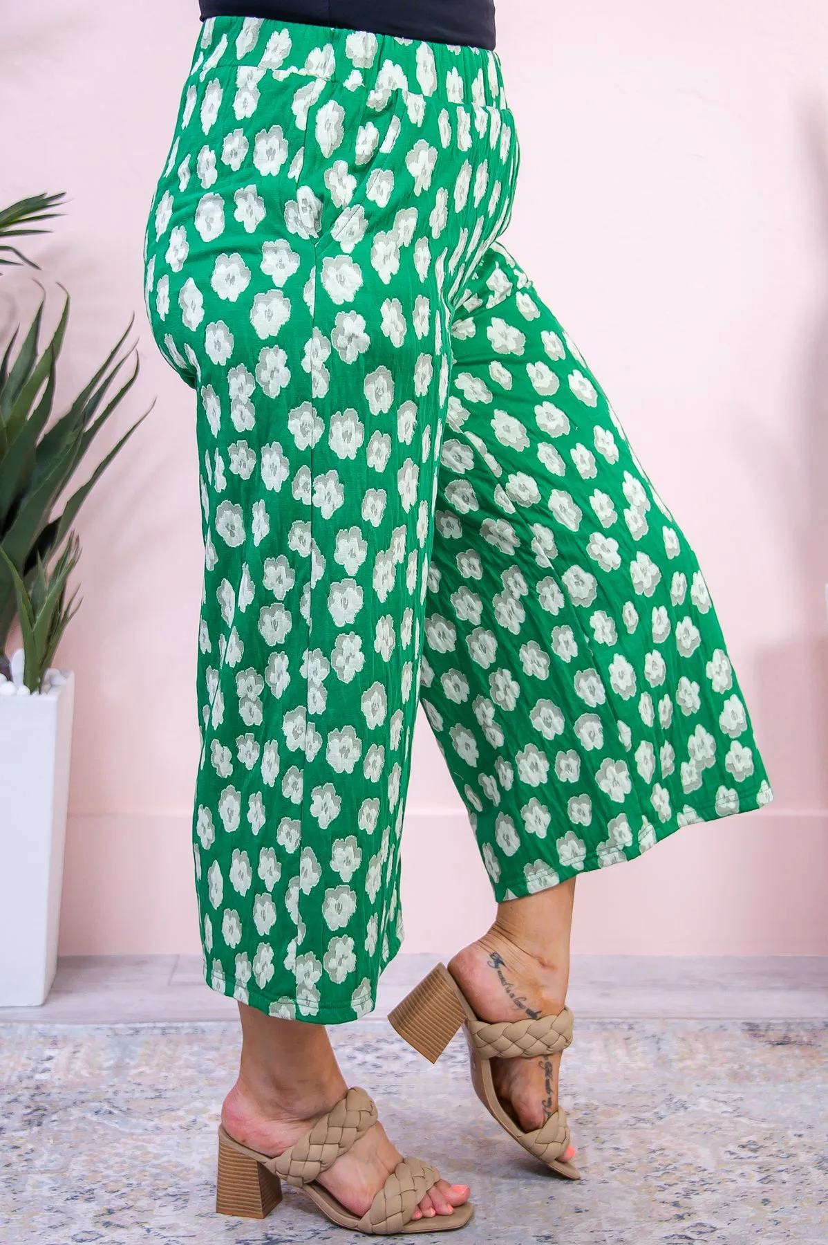 Picturesque Scene Green/Gray Floral Pants - PNT1608GN