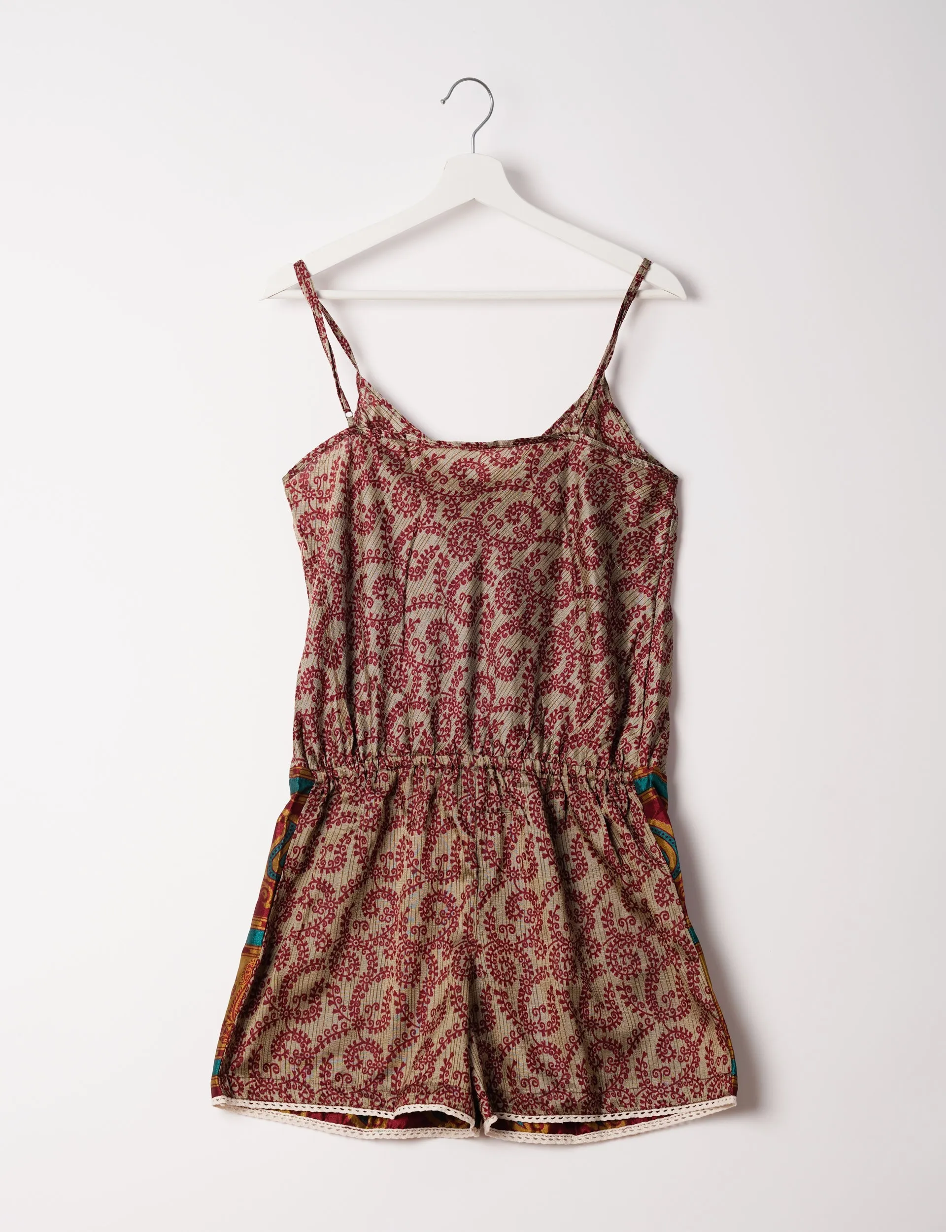 PLAYSUIT WITH LACE