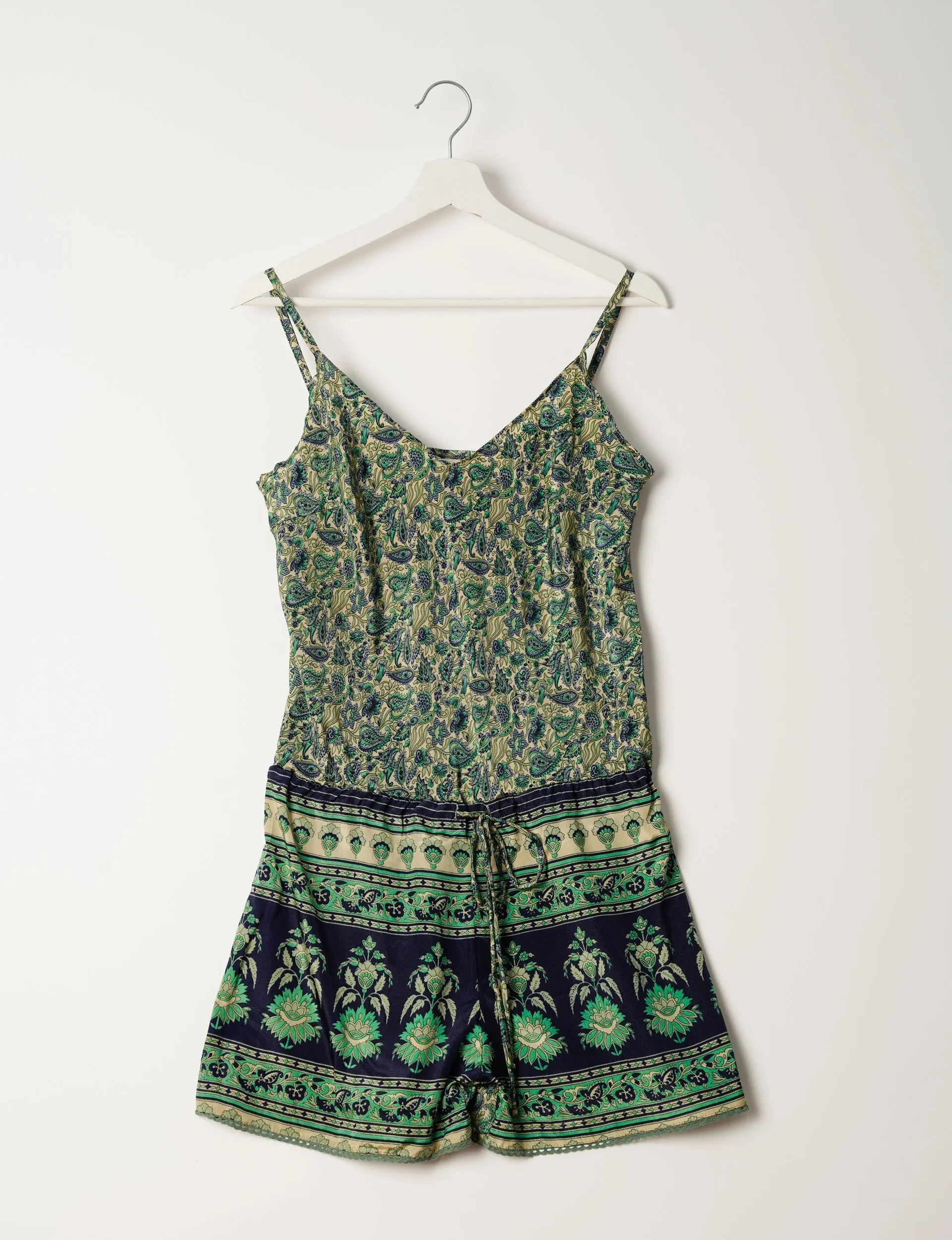 PLAYSUIT WITH LACE