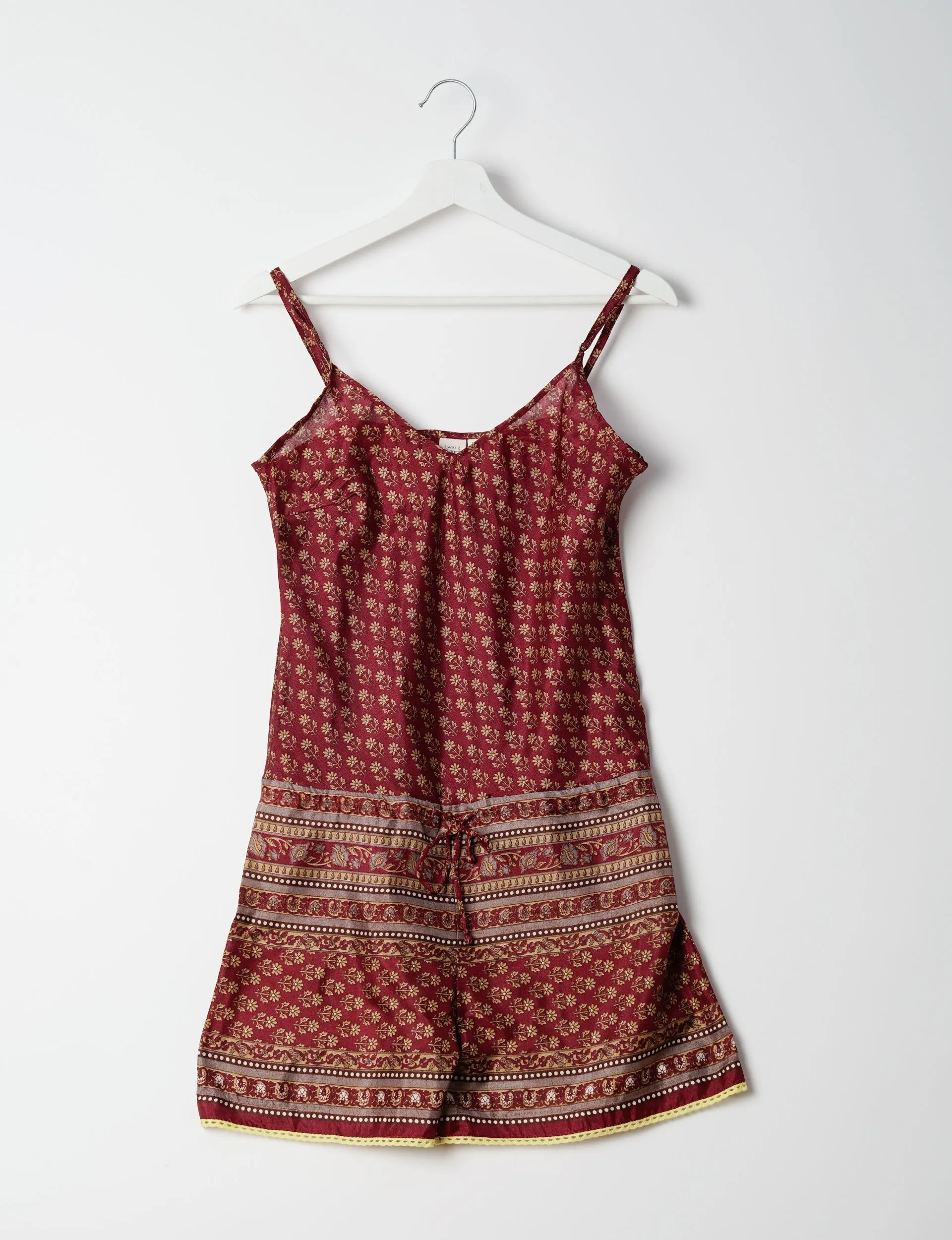 PLAYSUIT WITH LACE
