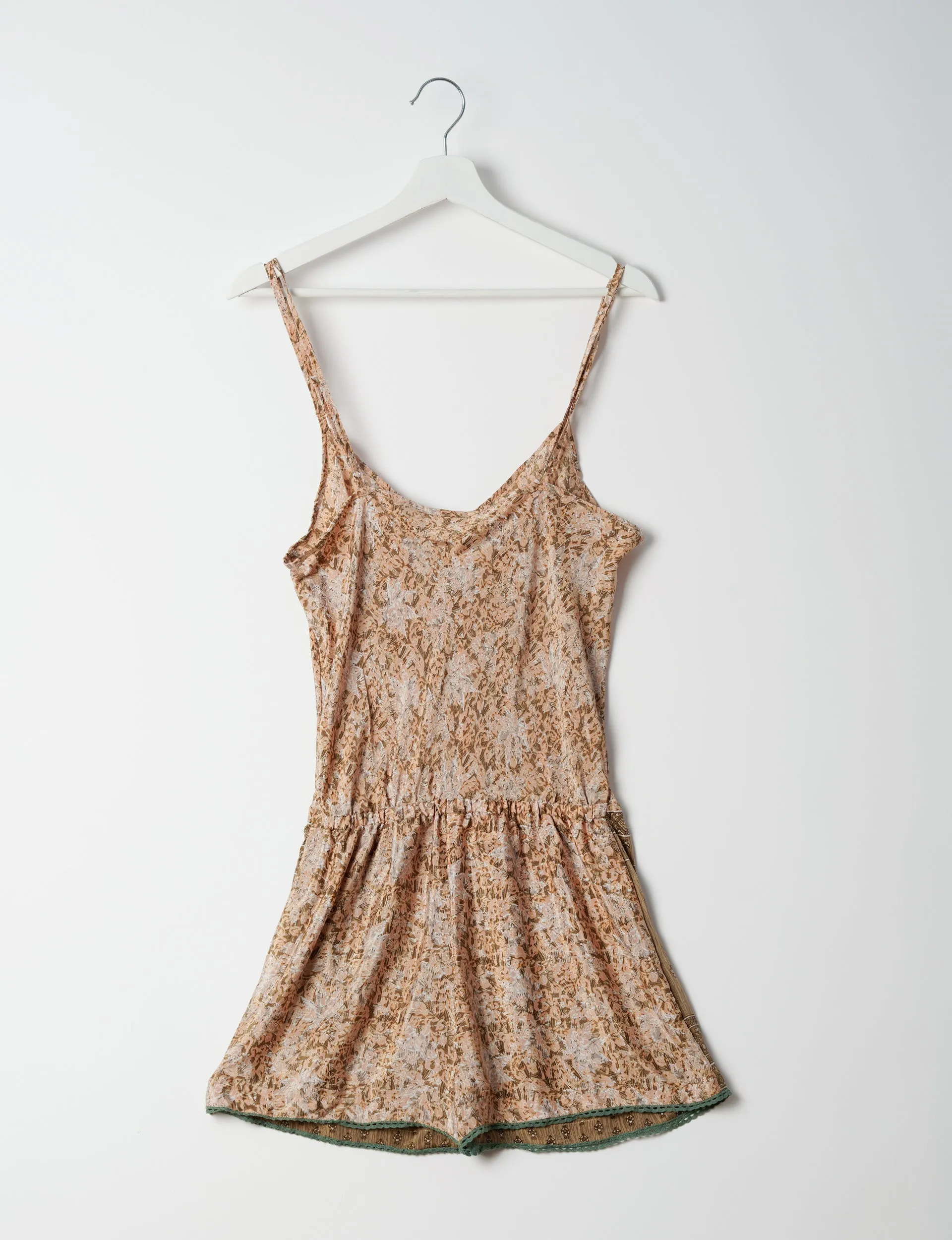 PLAYSUIT WITH LACE