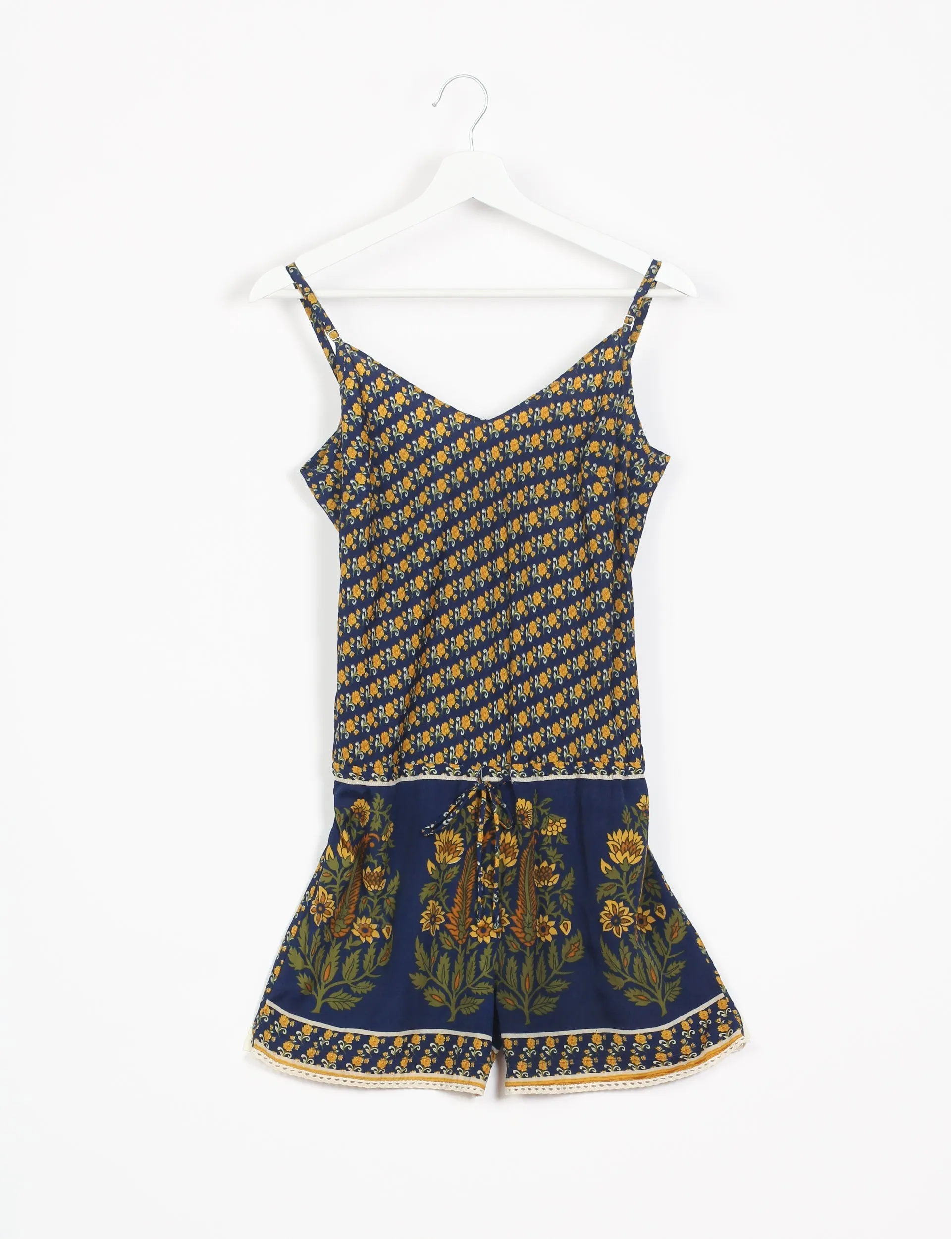 PLAYSUIT WITH LACE