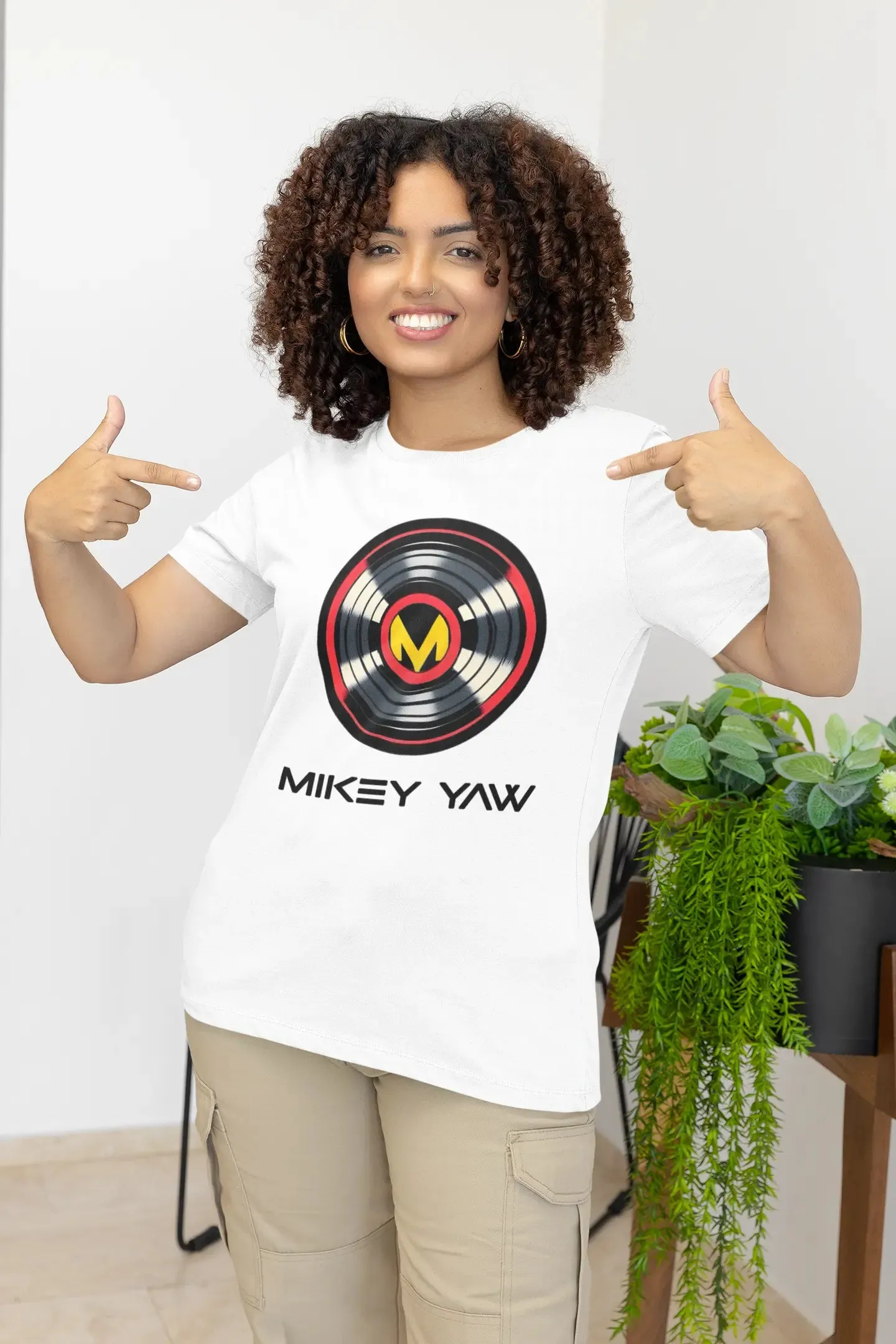 Record Monogram Short Sleeve Staple T-Shirt