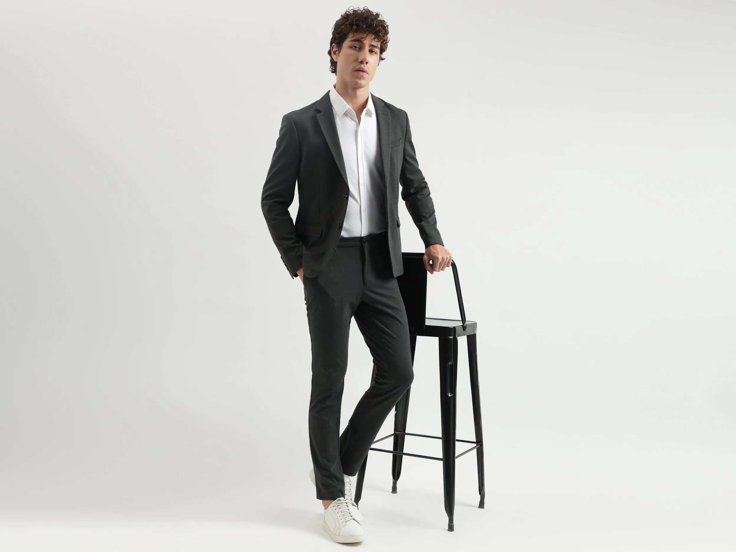Regular Fit Lapel Collar Solid Pattern Blazer
