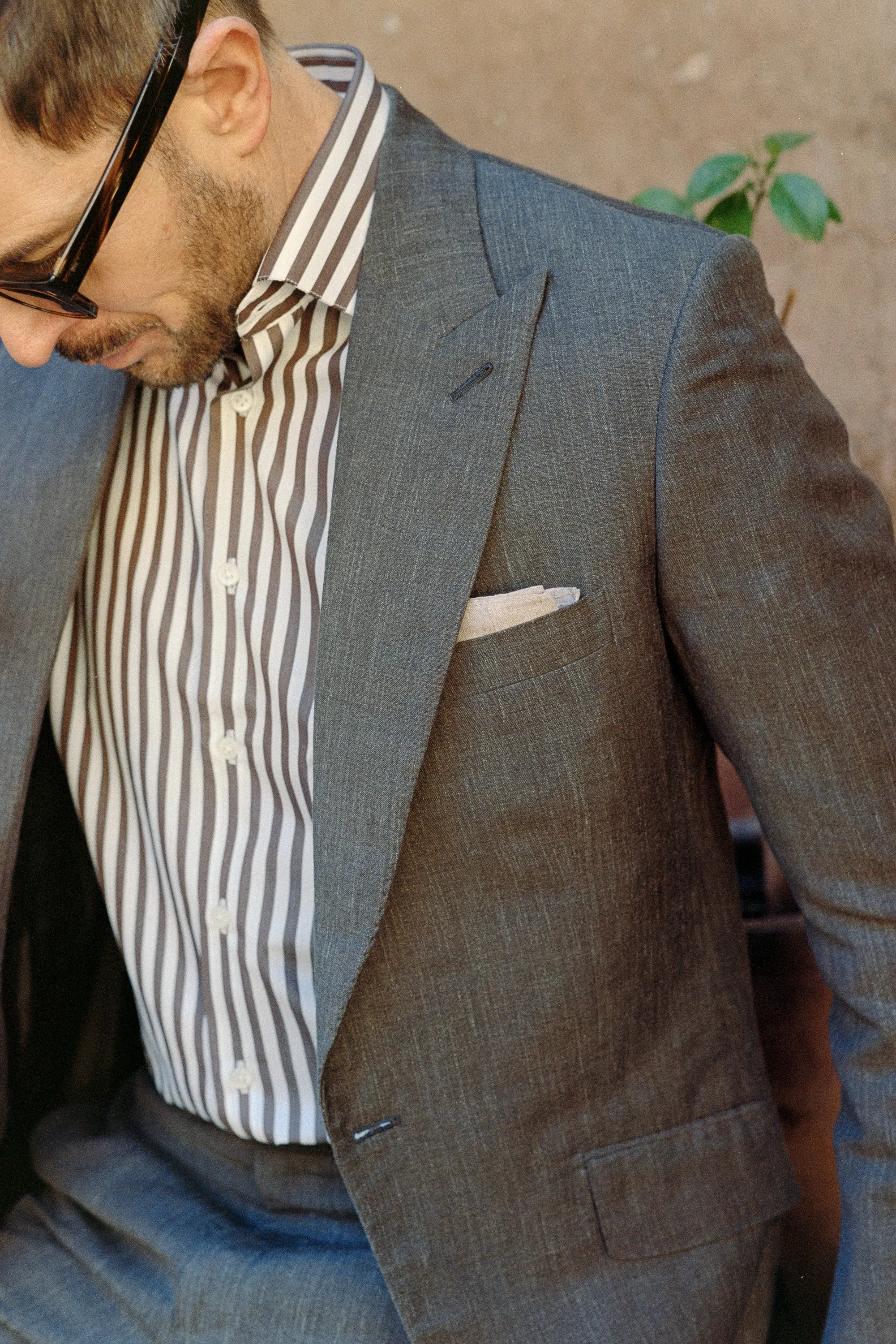 Single Breasted Peak Lapel Suit in Brown Wool, Silk & Linen