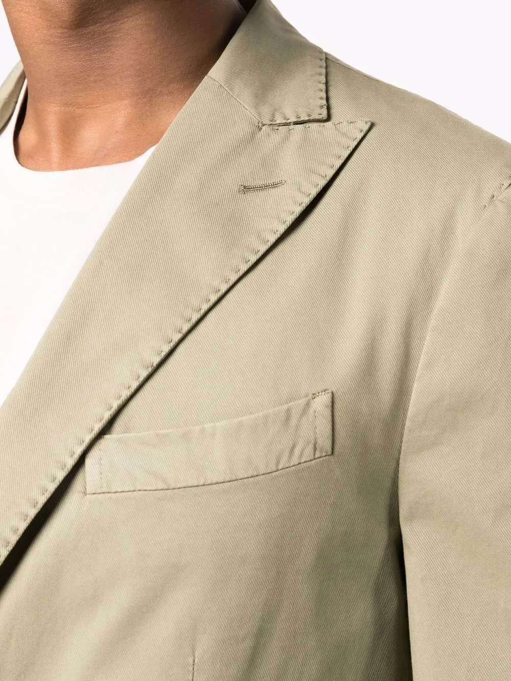 Single-breasted suit