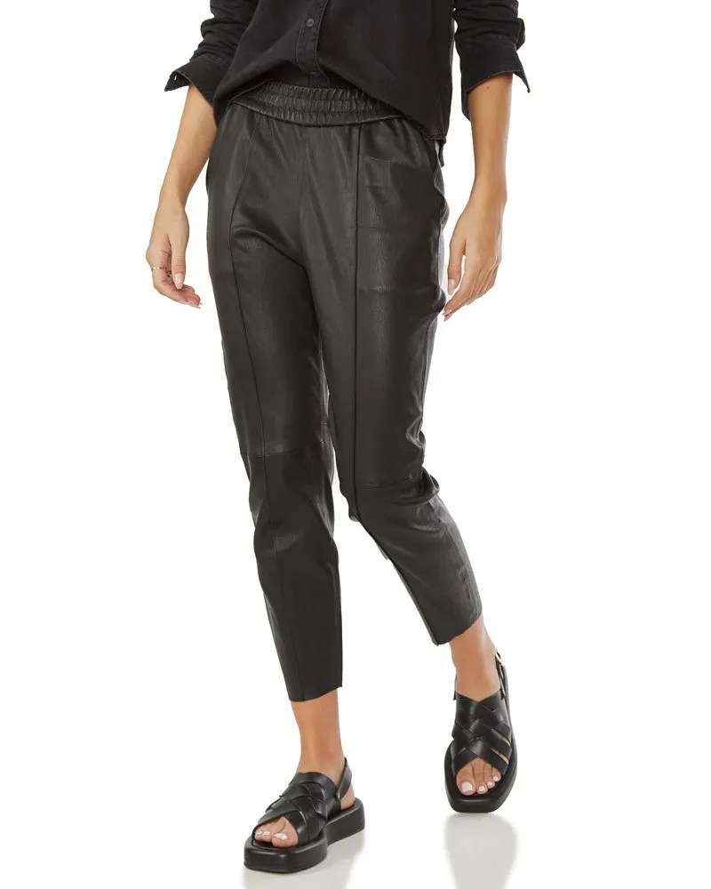 Slim Jogger with Pockets