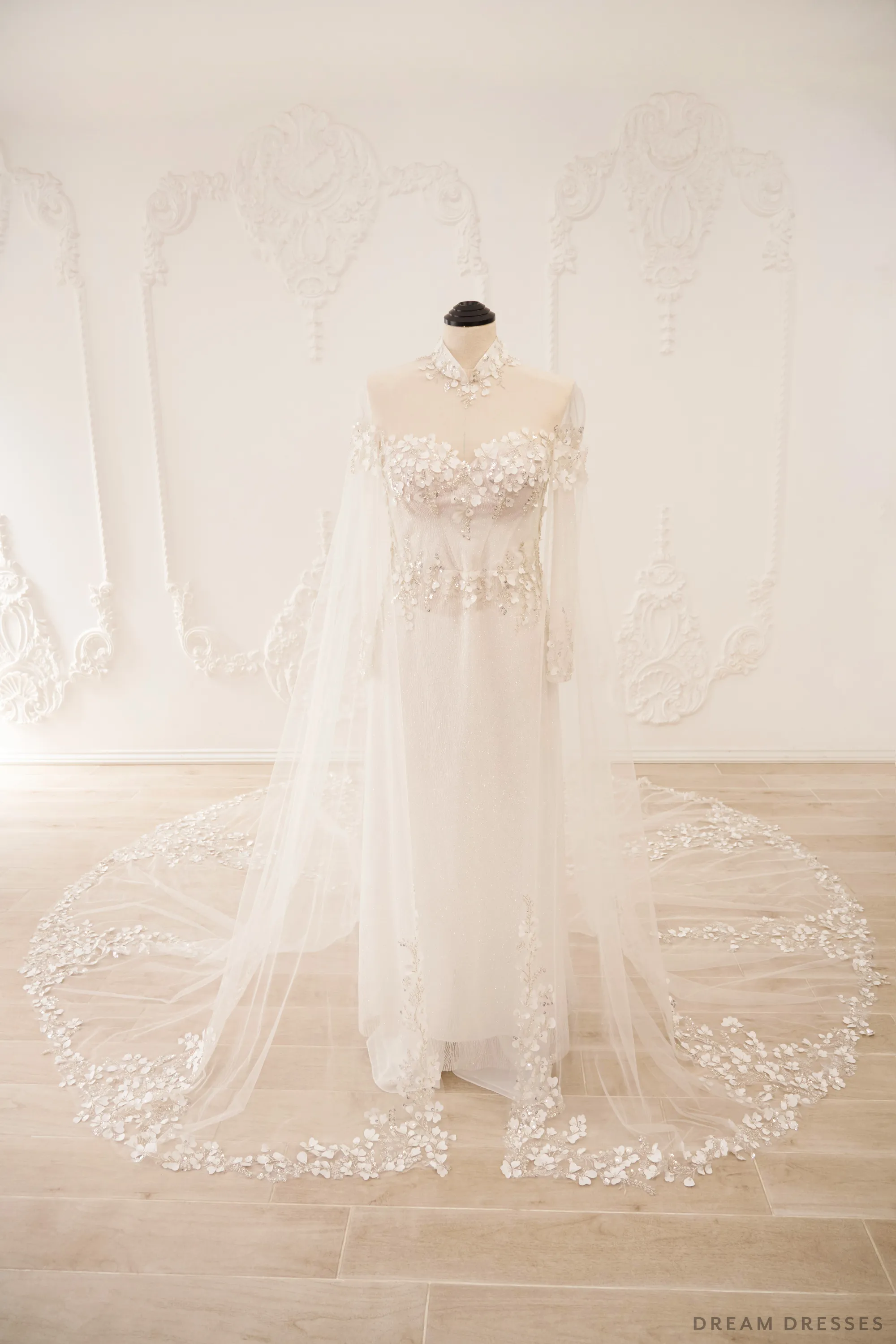 White Bridal Ao Dai | Vietnamese Traditional Bridal Dress with 3D Lace (#JANG)