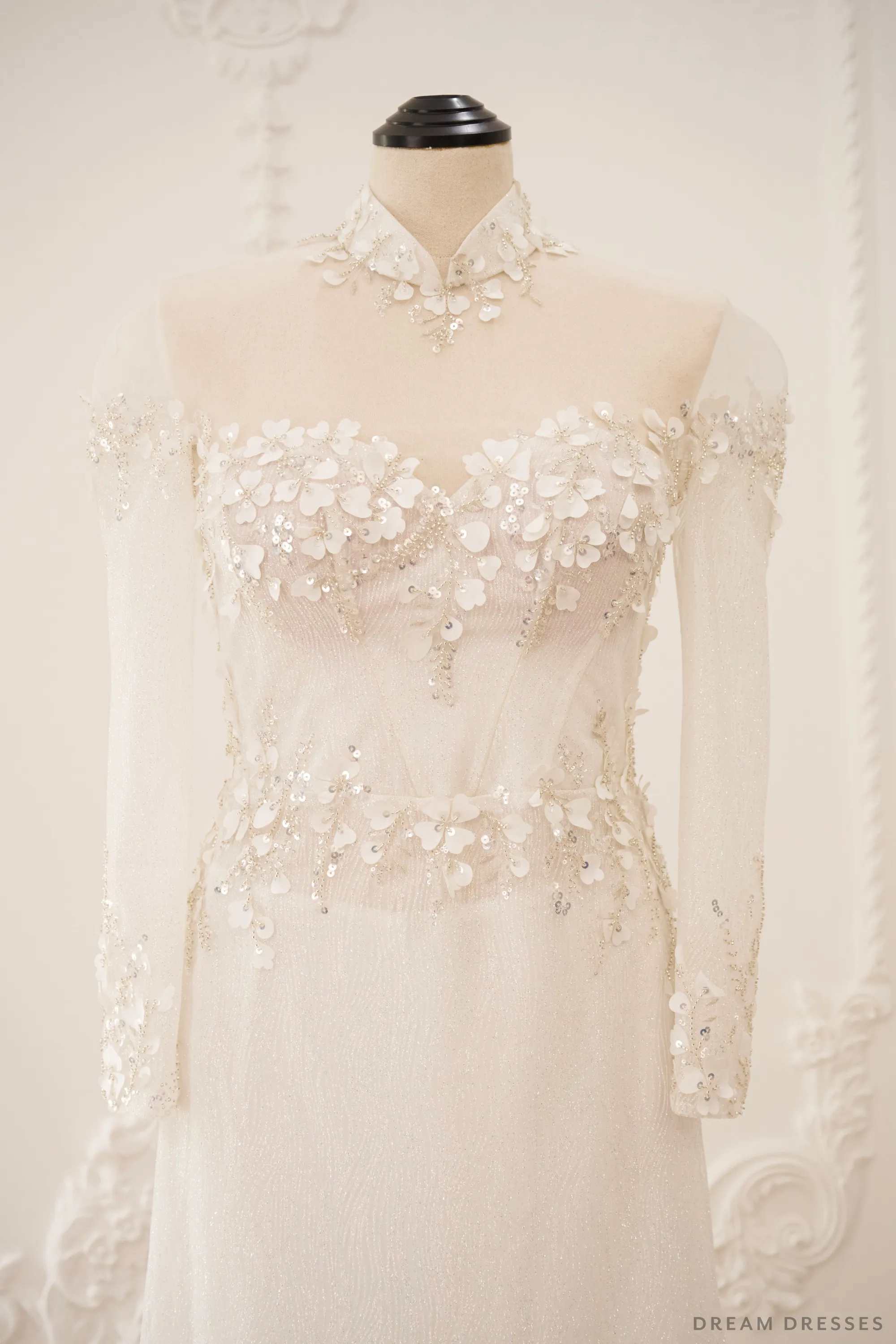 White Bridal Ao Dai | Vietnamese Traditional Bridal Dress with 3D Lace (#JANG)