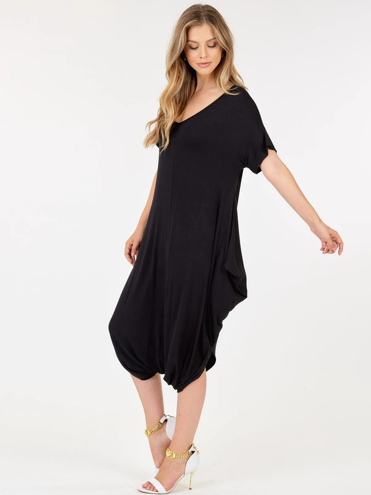 WOMEN'S SHORT SLEEVE V-NECK LOOSE FIT JUMPSUIT